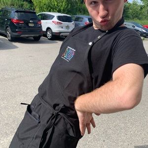 Meet your Posher, Zach